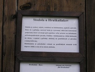 Skanzen a historická úvraťová železnica
Vychylovka