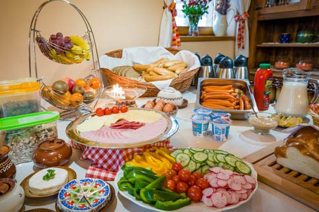 Raňajky švédske stoly v chate